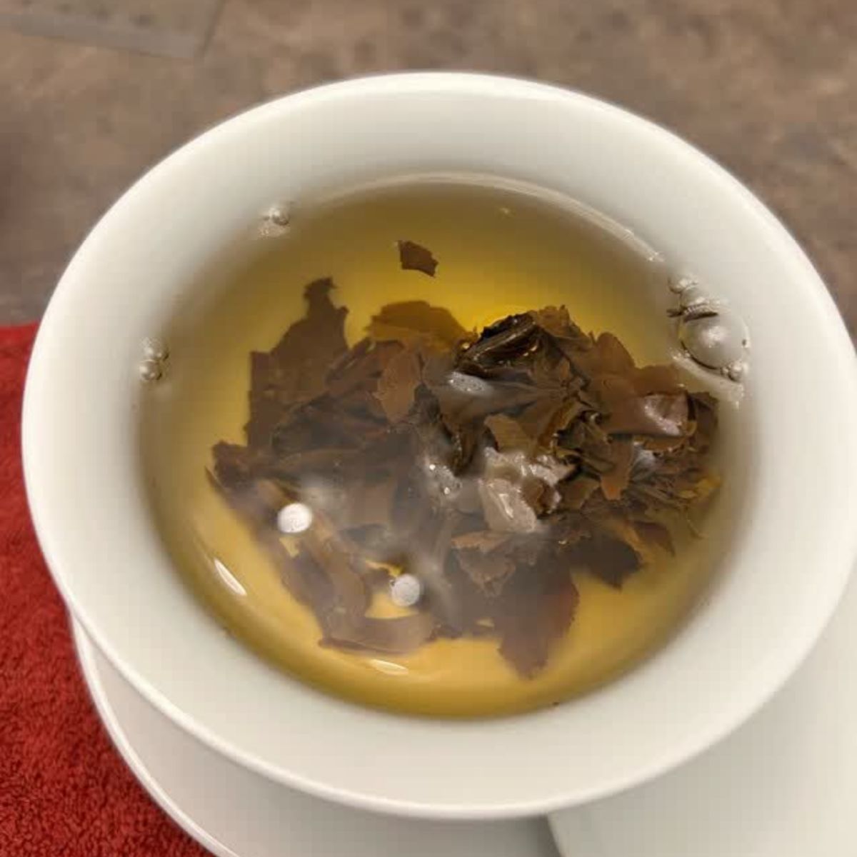 Classic 7542 Raw Pu-erh (150g) – Honeyed Floral Aroma & Large Leaf Elegance