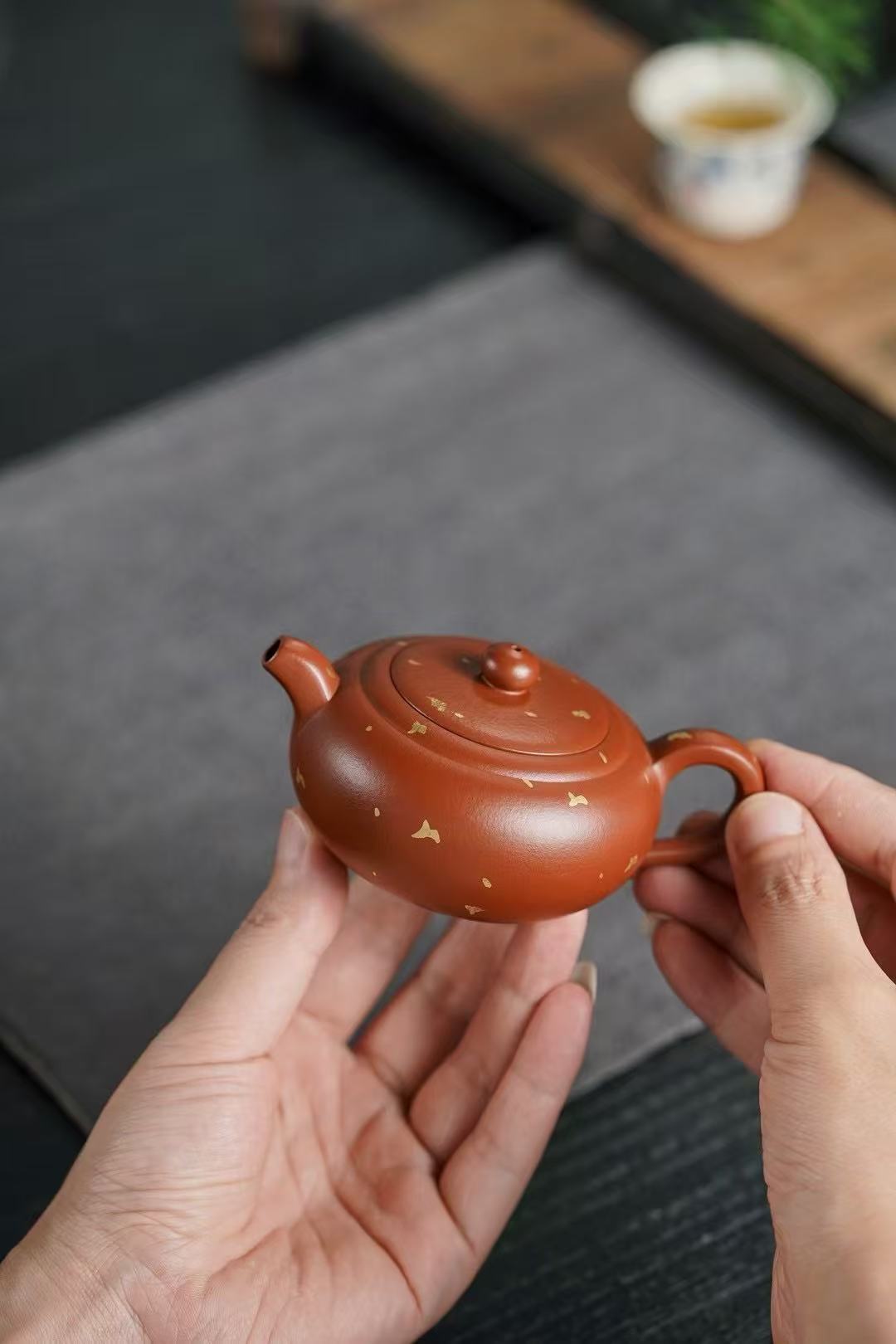 Premium Handcrafted Zisha Teapot – Vermilion Clay with Gold Leaf Accent (160ml)