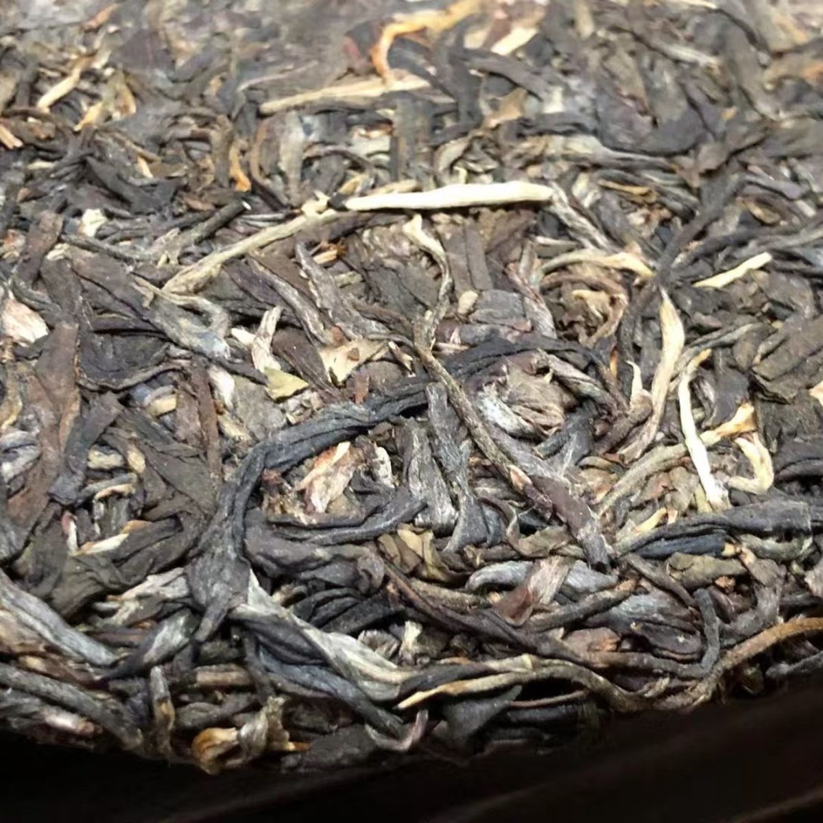 2014 Bingdao "Orchid Fragrance" Raw Pu-erh Cake (357g)
