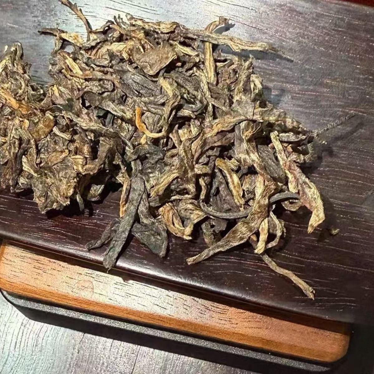 2016 Zhongcha "Water Blue Mark" Raw Pu-erh Cake (357g)