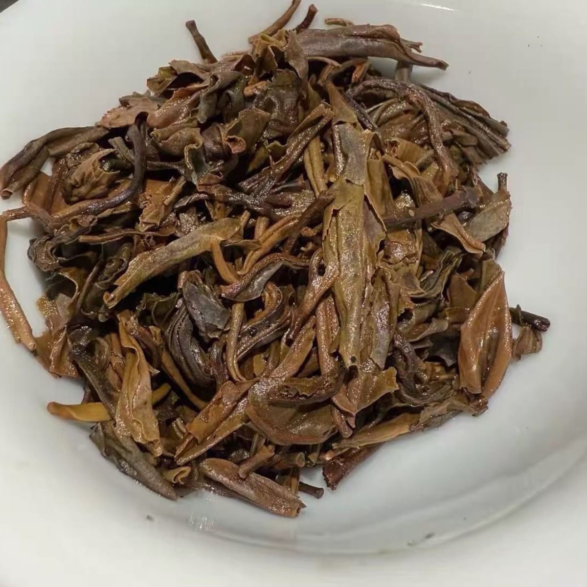 2016 Zhongcha "Water Blue Mark" Raw Pu-erh Cake (357g)