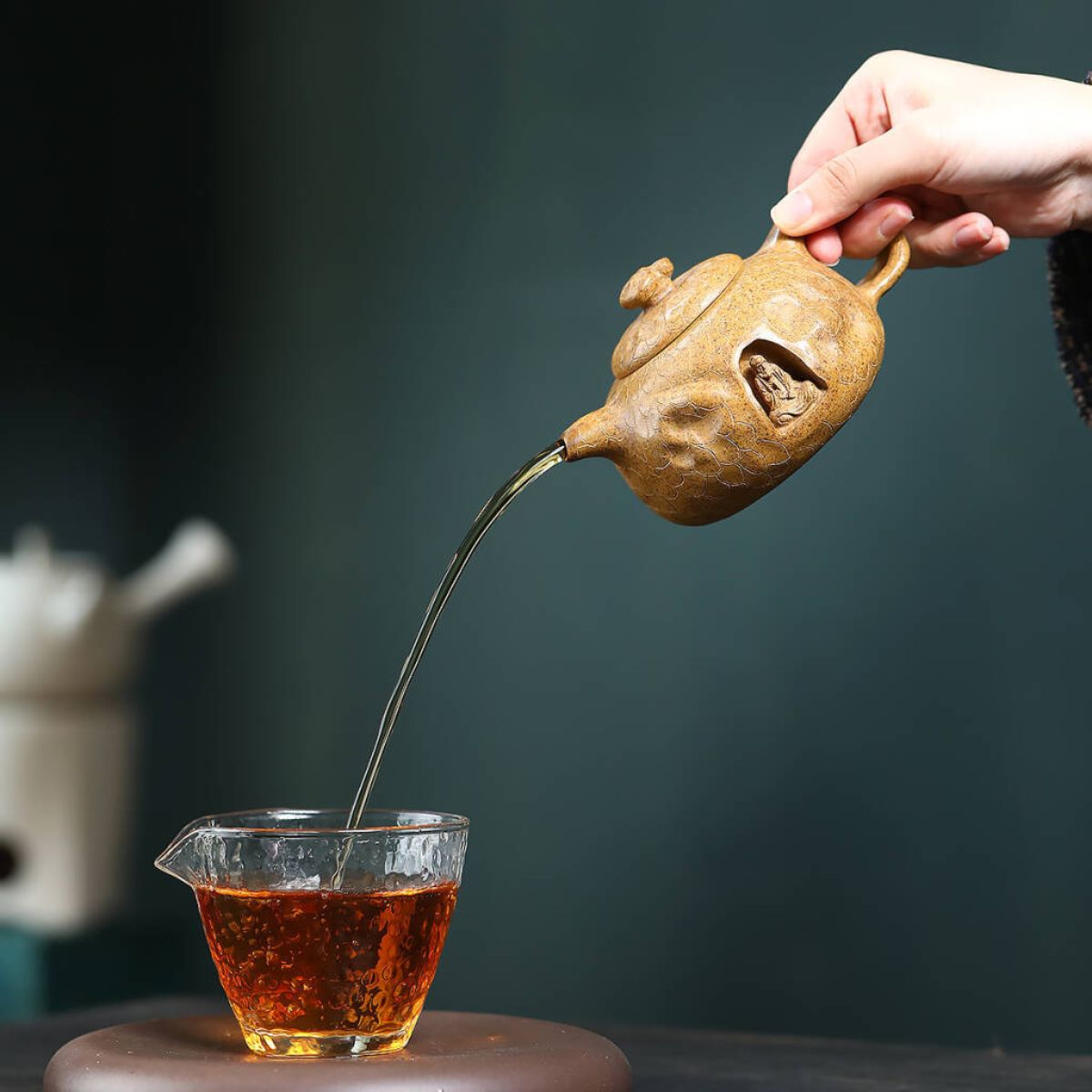 Yixing Zisha Teapot — Damo Gongchun | Original Mine Dragon Bone Gold Sand | Handcrafted 320cc Gongfu Teapot