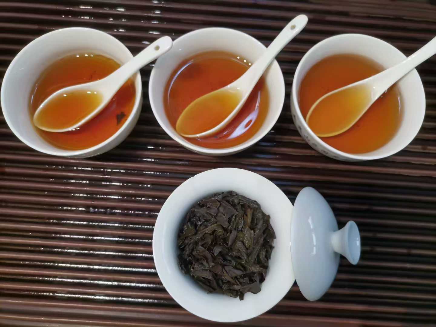 Rock Tea Collection
