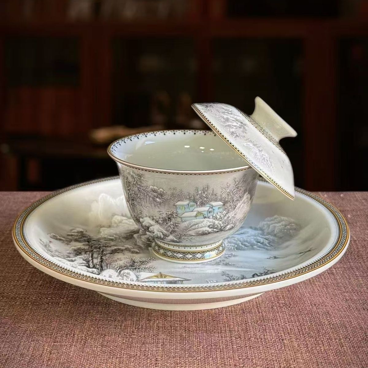 Jingdezhen Ink Wash Snow Landscape Gongfu Tea Set – Mò Cǎi Xuě Jǐng | Gift Box | 5-Piece