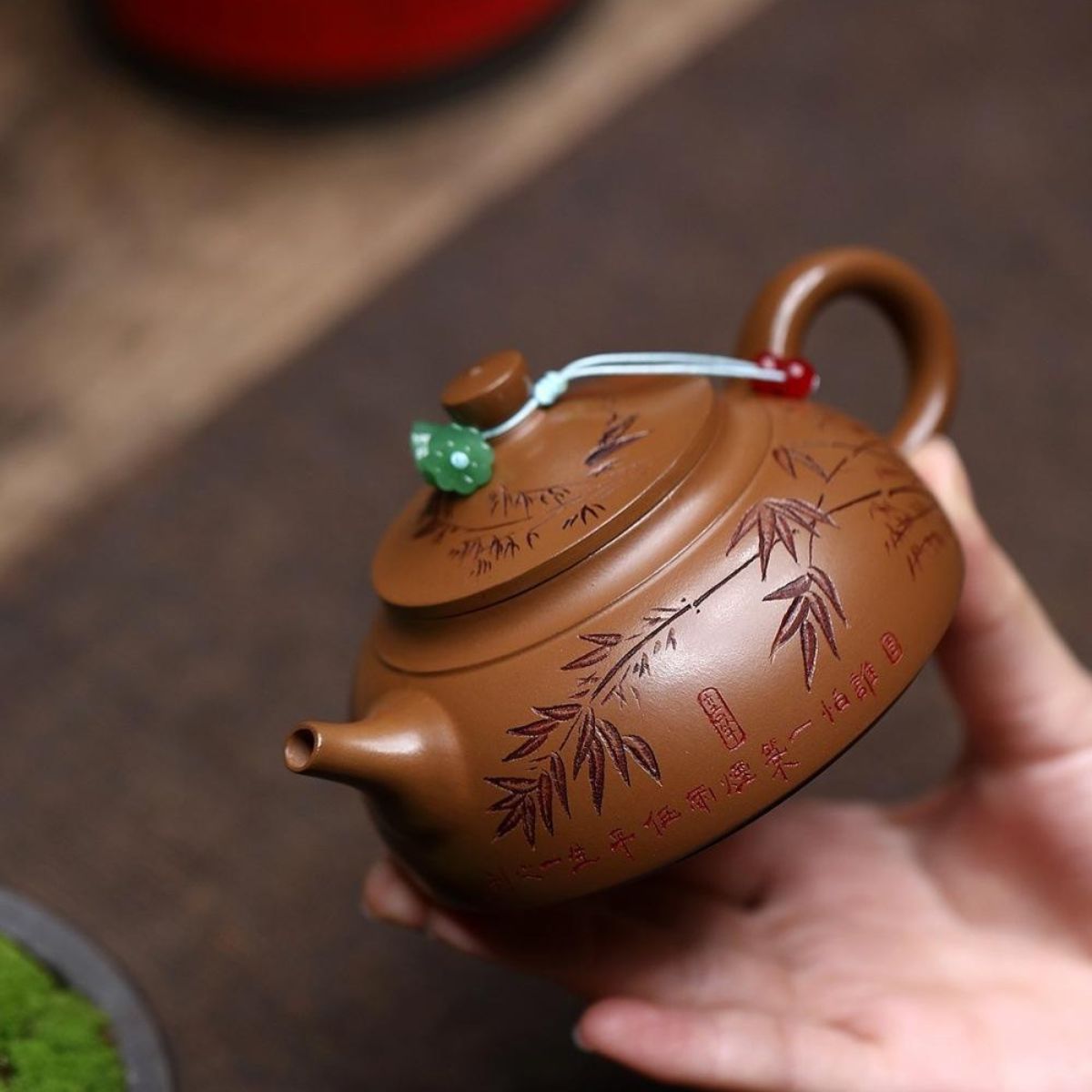 Carved Bamboo Hat Yixing Teapot - Red Gold Zhuni Clay 180ml Premium Gift