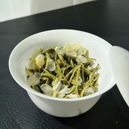 Premium Lan Xue Jasmine Green Tea Gift Box – 8 Sachets × 7g | Jasmine & Magnolia Blended