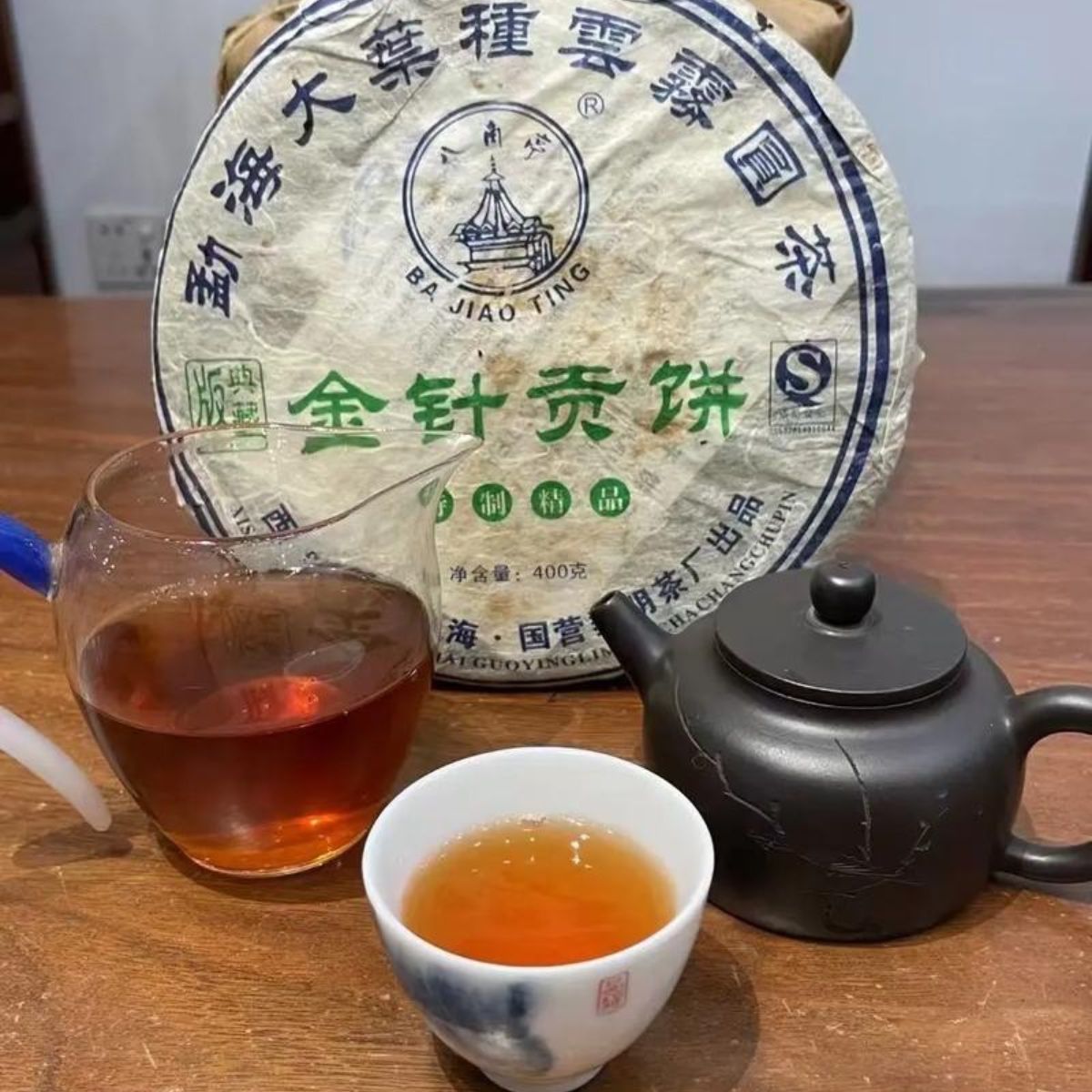 Bajiaoting Golden Needle Tribute Cake Sheng Puerh 2007 - 400g