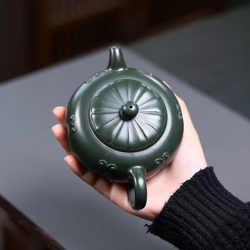 Ling Hua Ru Yi Yixing Teapot | Raw Lu Ni Green Zisha Clay | Handcrafted 250ml
