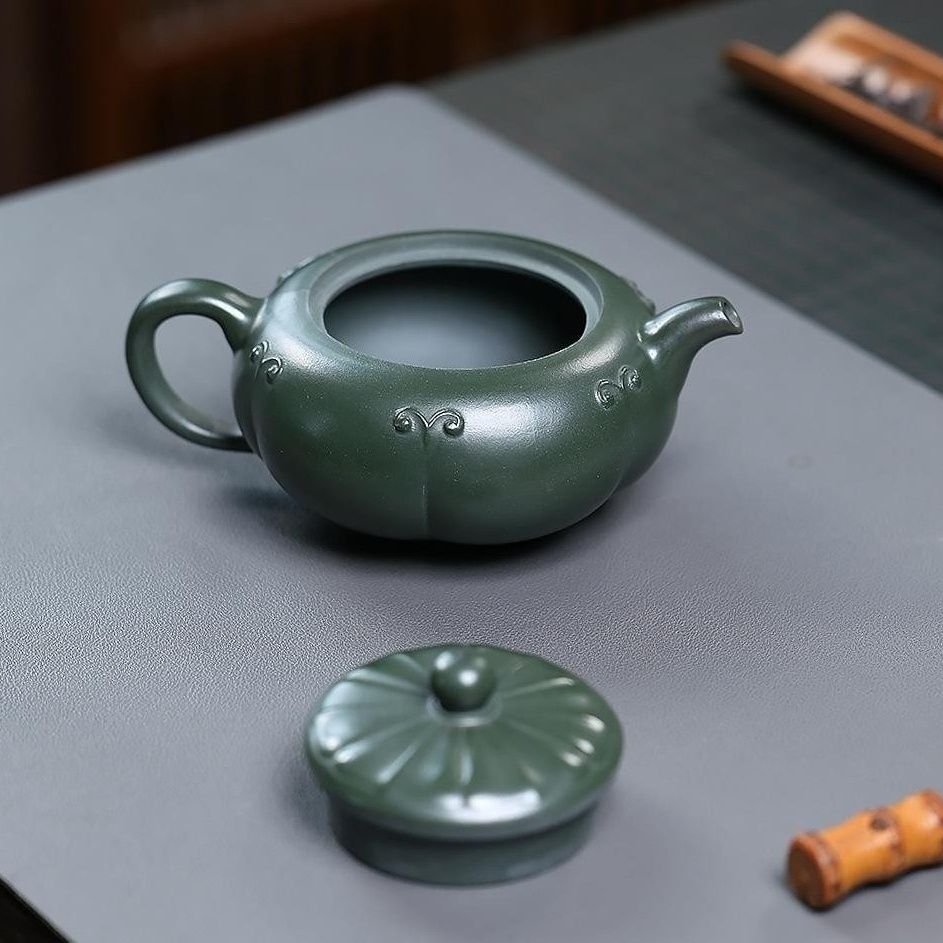 Ling Hua Ru Yi Yixing Teapot | Raw Lu Ni Green Zisha Clay | Handcrafted 250ml
