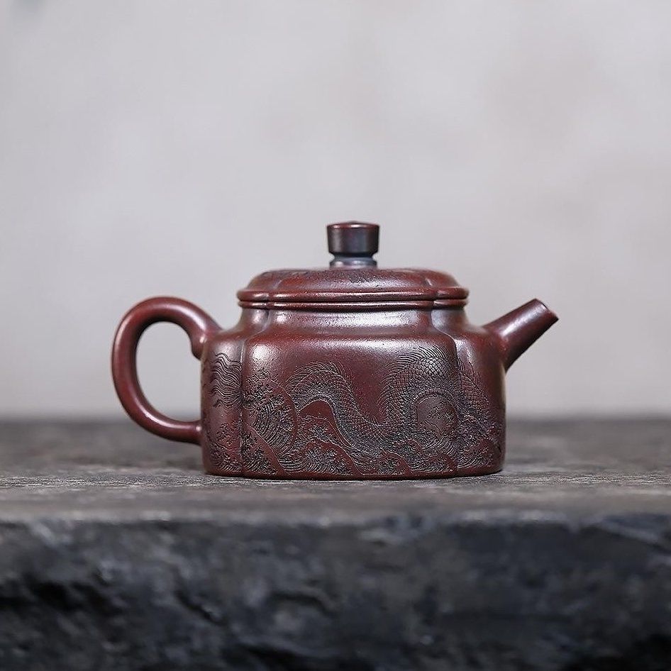 Long Ma Jing Shen De Zhong Yixing Teapot | Raw Gu Wu Ni Ancient Dark Clay | Handcrafted 370ml