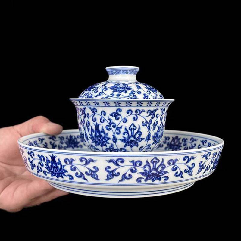 Jingdezhen Blue & White Porcelain Gaiwan Tea Set – Hand-Painted Lotus Scroll Design (5-Piece)