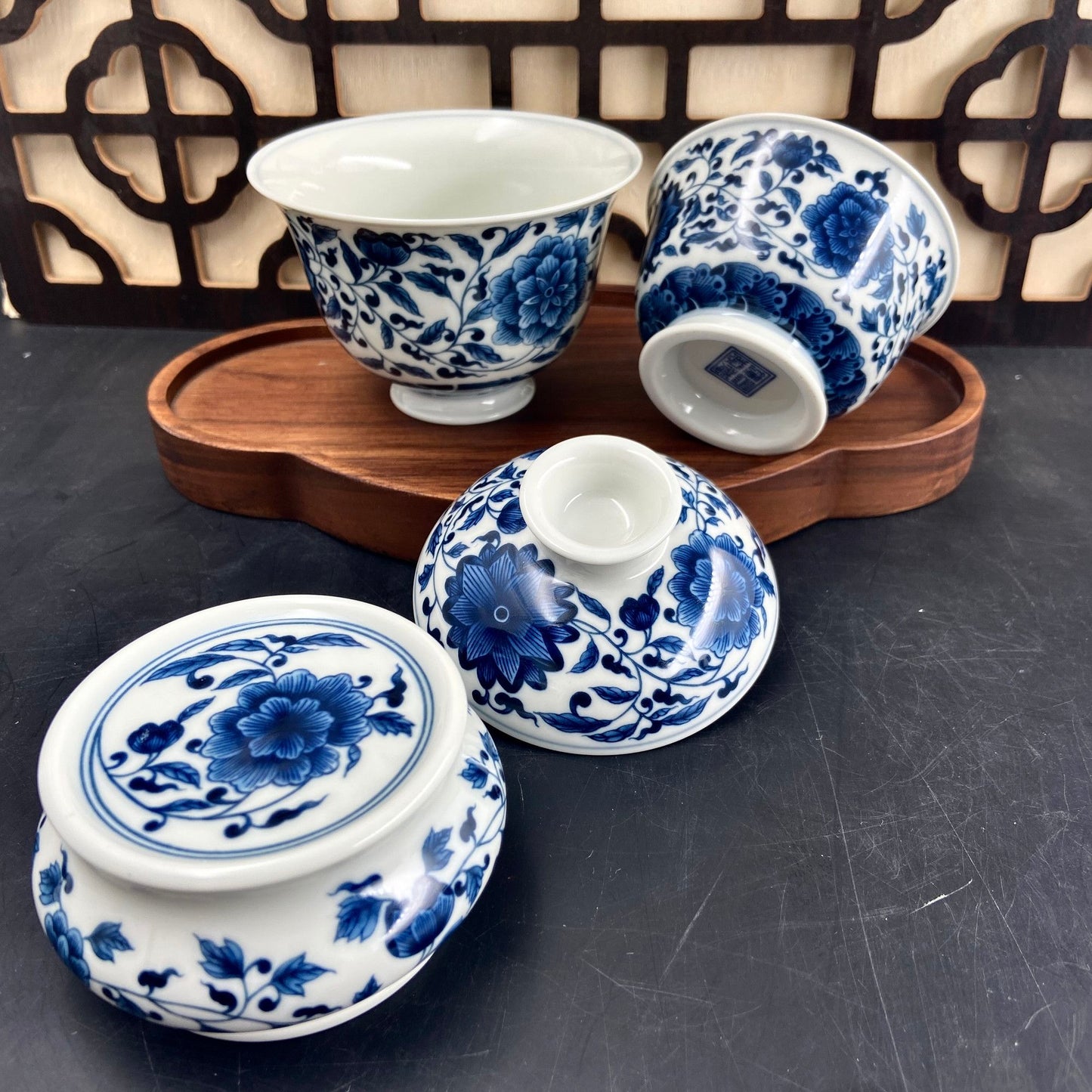 Jingdezhen Blue & White Lotus Scroll Gaiwan Tea Set – High-White Clay, Underglaze (4-Piece)