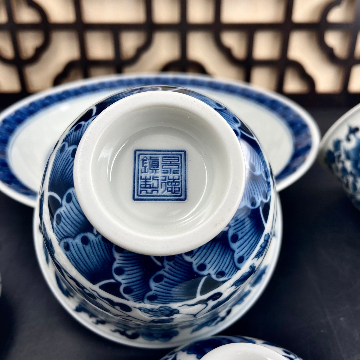 Jingdezhen Blue & White Lotus Scroll Gaiwan Tea Set – High-White Clay, Underglaze (4-Piece)