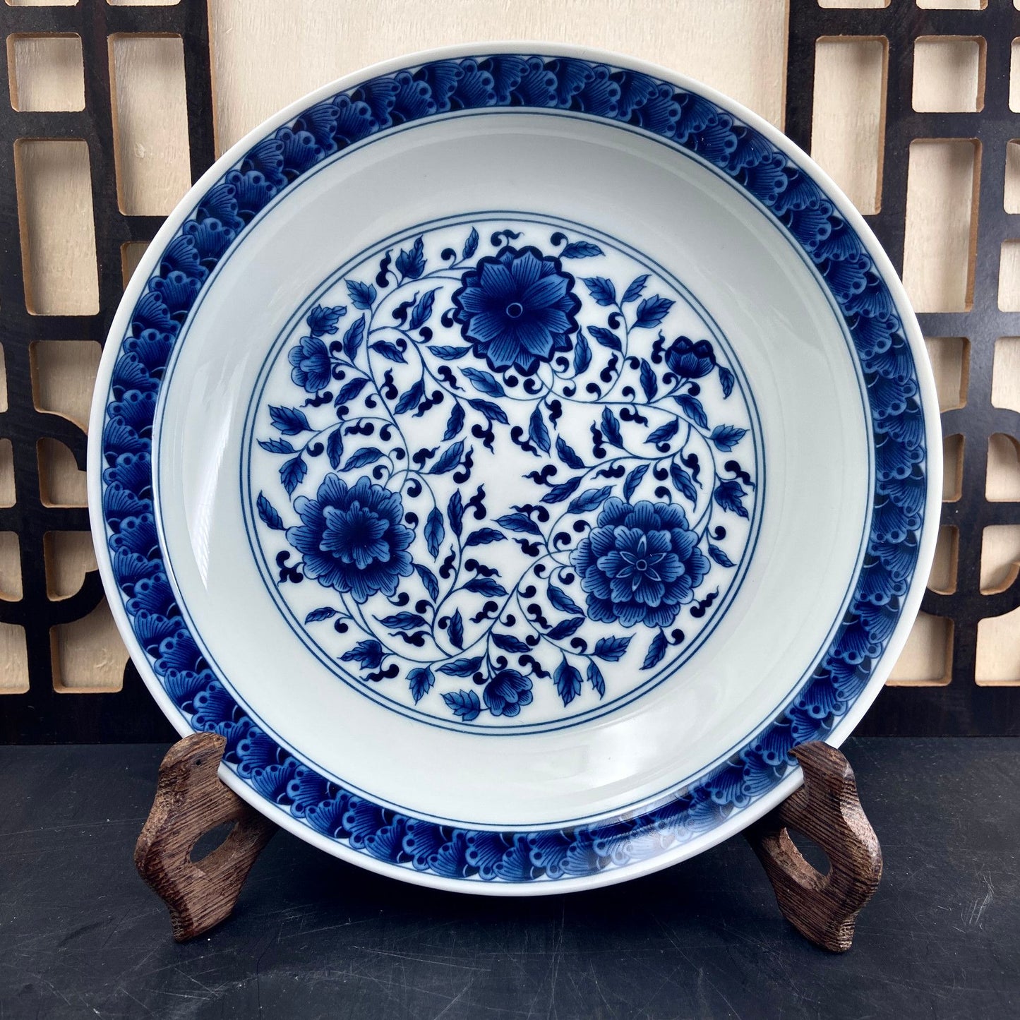 Jingdezhen Blue & White Lotus Scroll Gaiwan Tea Set – High-White Clay, Underglaze (4-Piece)