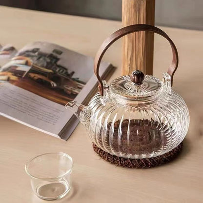 900ml Pumpkin-Shaped Glass Teapot with Lifting Handle – Stovetop Safe Borosilicate Tea Kettle for Loose Leaf & Blooming Tea