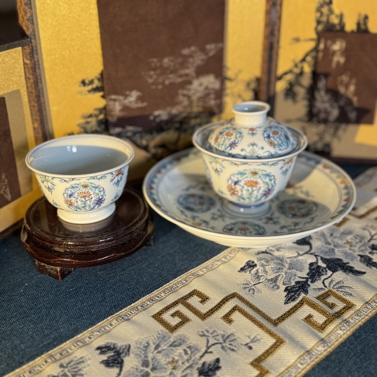 Doucai Daisy Jingdezhen Ceramic Teaware
