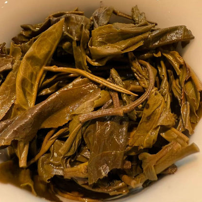 Lao Banzhang Ancient Tree Raw Pu-erh Tea Cake 2023 - 500g Menghai