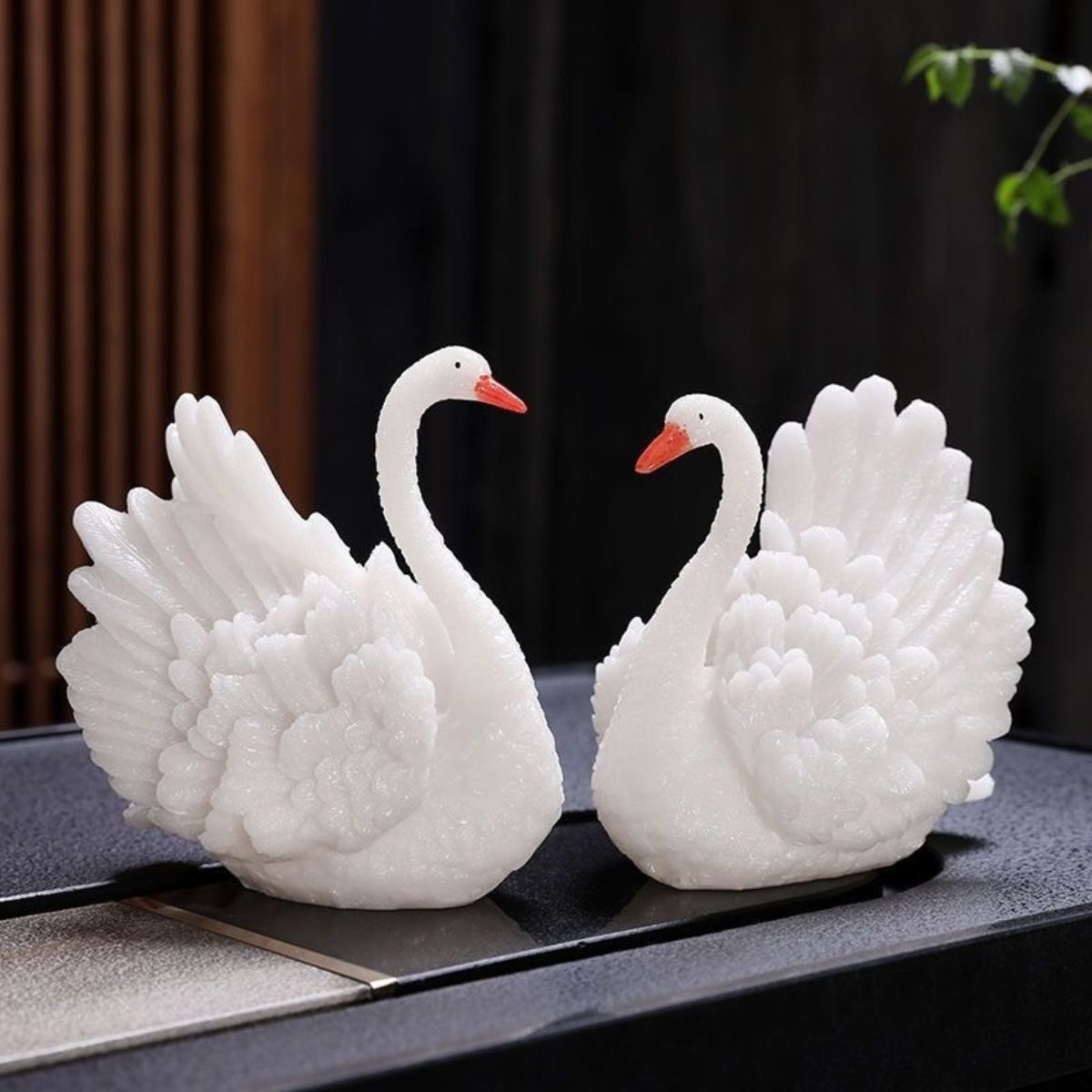 Color-Changing Swan Tea Pet Pair – Black to White with Hot Water | Gongfu Tea Ceremony Decor
