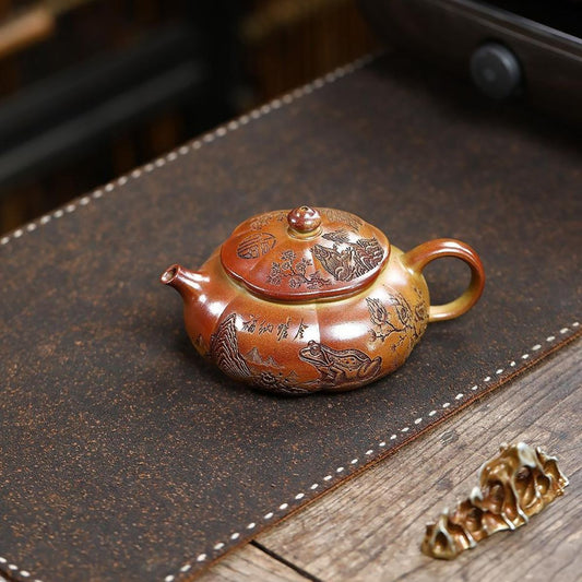 Original Duan Clay "Golden Toad" Yixing Teapot – Hand‑Painted with Gift Box 190cc