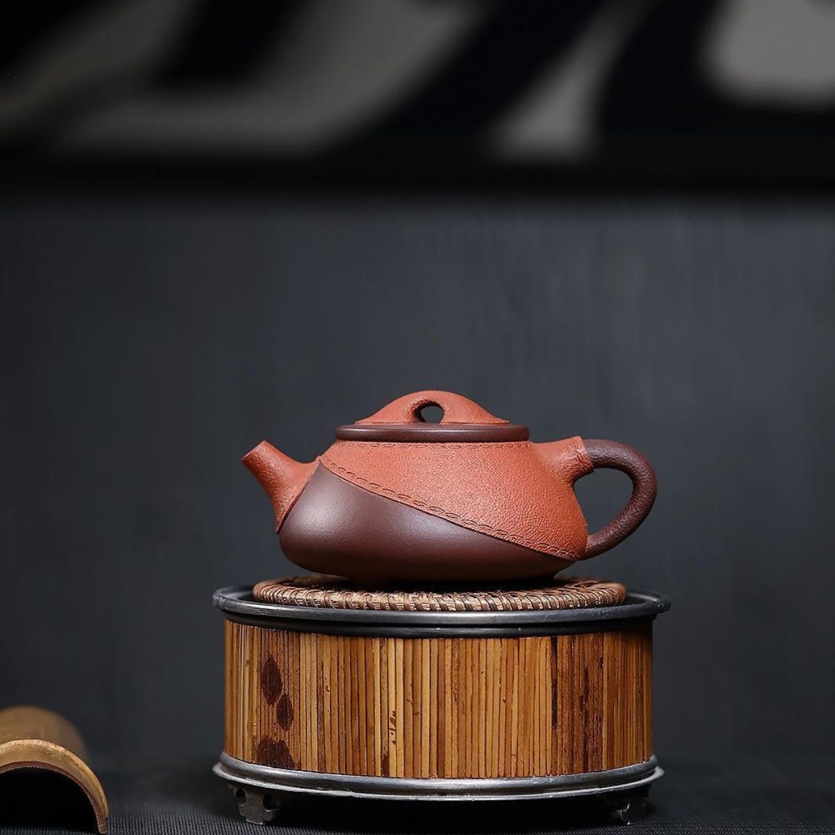 Pi Ge Shi Piao Yixing Teapot | Raw Zi Ni & Jiang Po Ni Dual Clay | Handcrafted 280ml