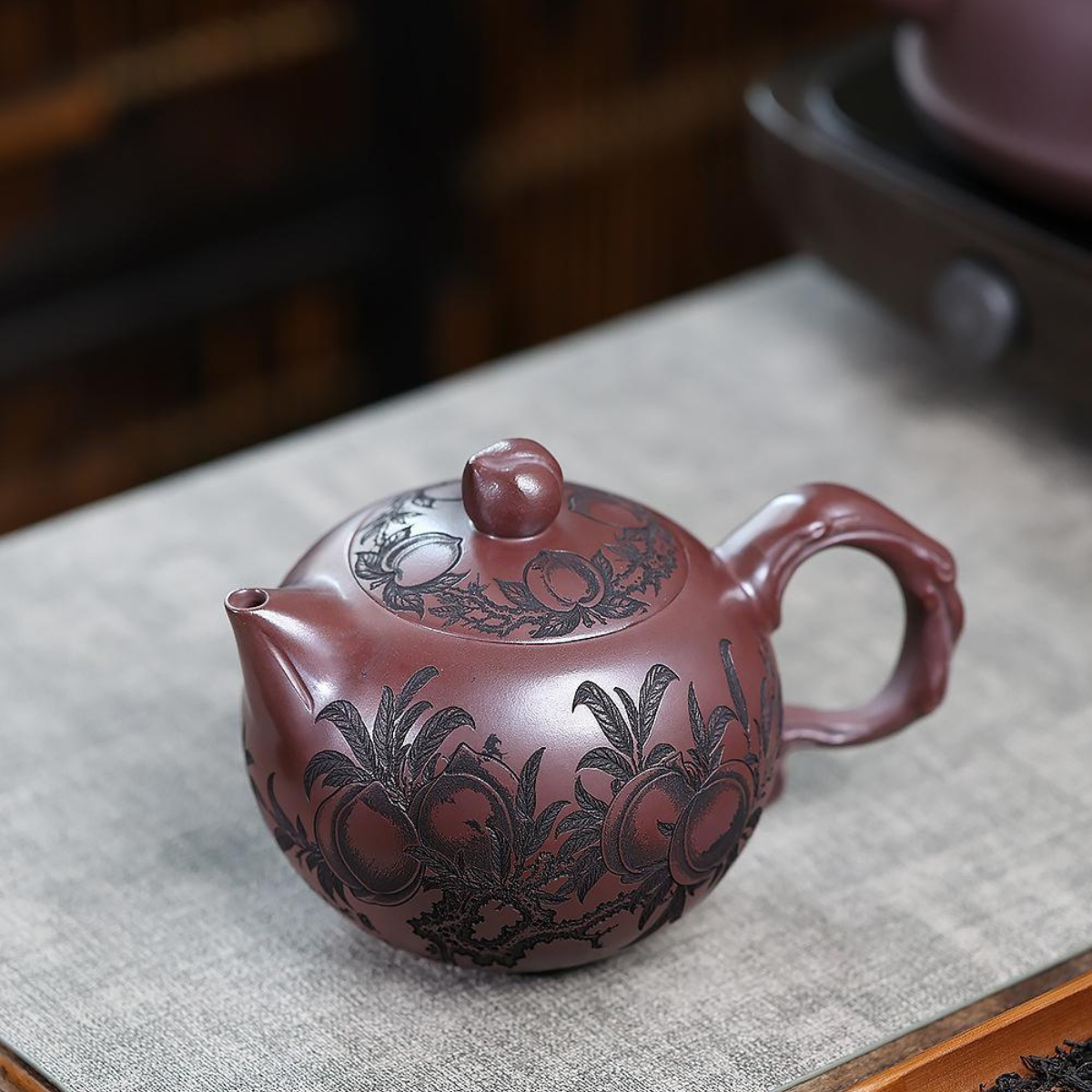 Shou Tao Bao Chun Yixing Zisha Teapot – Original Mine Red Clay (650cc)
