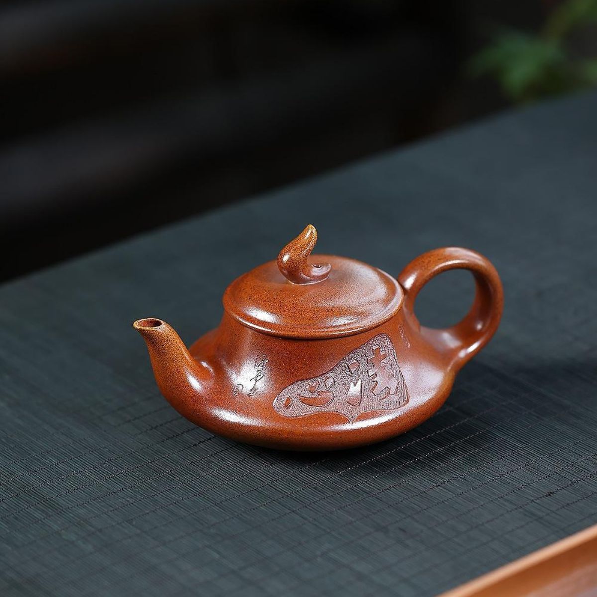 Yi Fan Feng Shun Yixing Teapot | Duan Ni Fire-Cloud Zisha Clay | Handcrafted 170ml