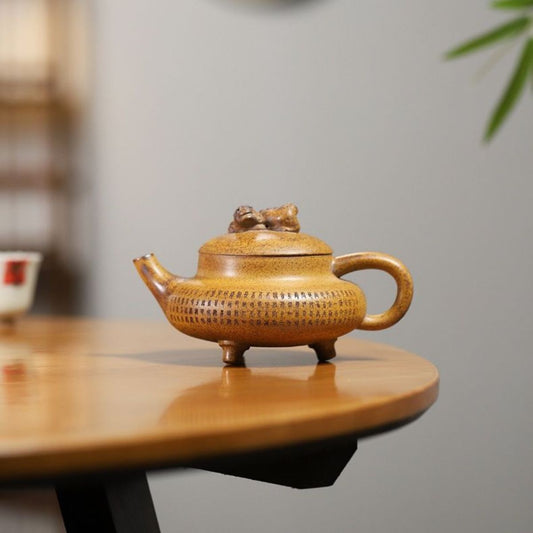 San Zu Yi Quan Yixing Teapot | High-Fire Longgu Jinsha Zisha Clay | Three-Legged 260ml