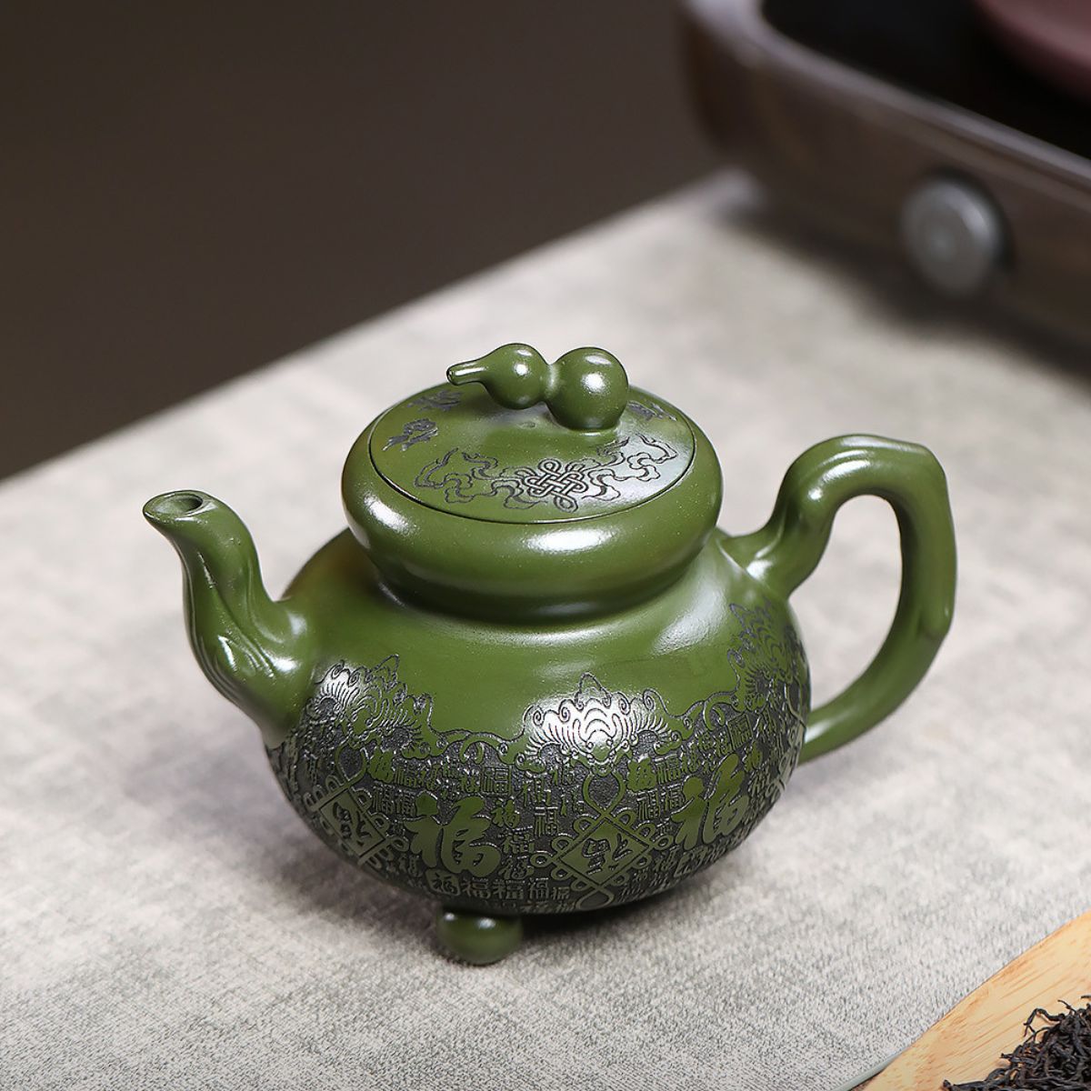 Baifu Gourd Yixing Teapot | Emerald Green Clay | 440ml Handcrafted Zisha