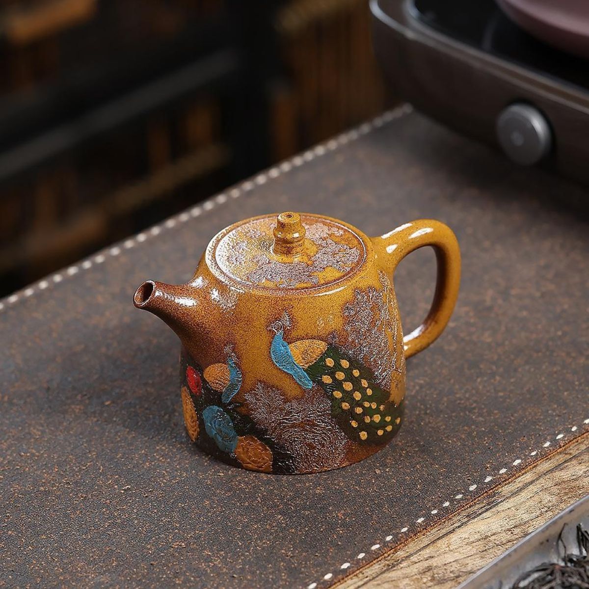 Que Yue Chun Ting Han Duo Yixing Teapot | Raw Golden Duan Ni Clay | Handcrafted 280ml