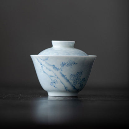 Blue & White Hand-Painted Pine Ercai Gaiwan – 150ml Porcelain Tea Bowl