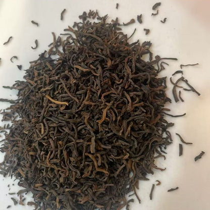 2010 Menghai Sticky Rice Aroma Ripe Pu-erh Loose Leaf Tea – Iron Tin