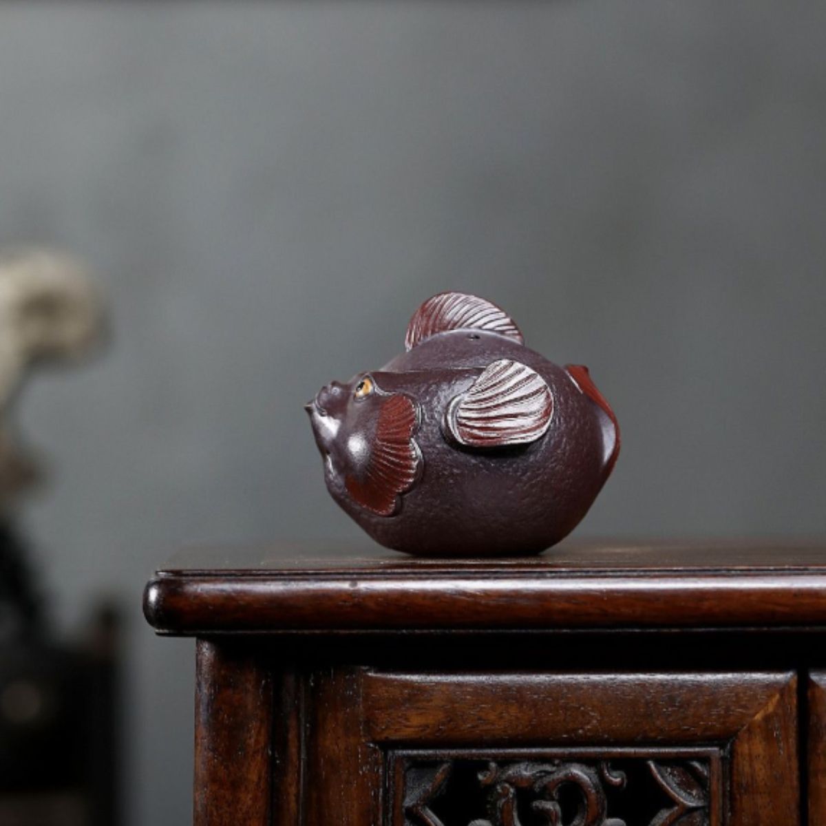 Yixing Purple Clay Teapot "Pouting Fish" 160ml - Handmade Zisha Side Handle