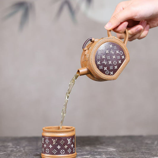 Yixing Zisha Teapot – Duan Ni Clay Handcrafted Luxury Gift Set