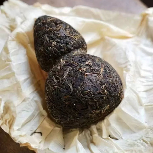 2004 Banzhang Organic Golden Gourd Raw Pu-erh Tea 500g | Guangdong Stored Aged Sheng Pu-erh