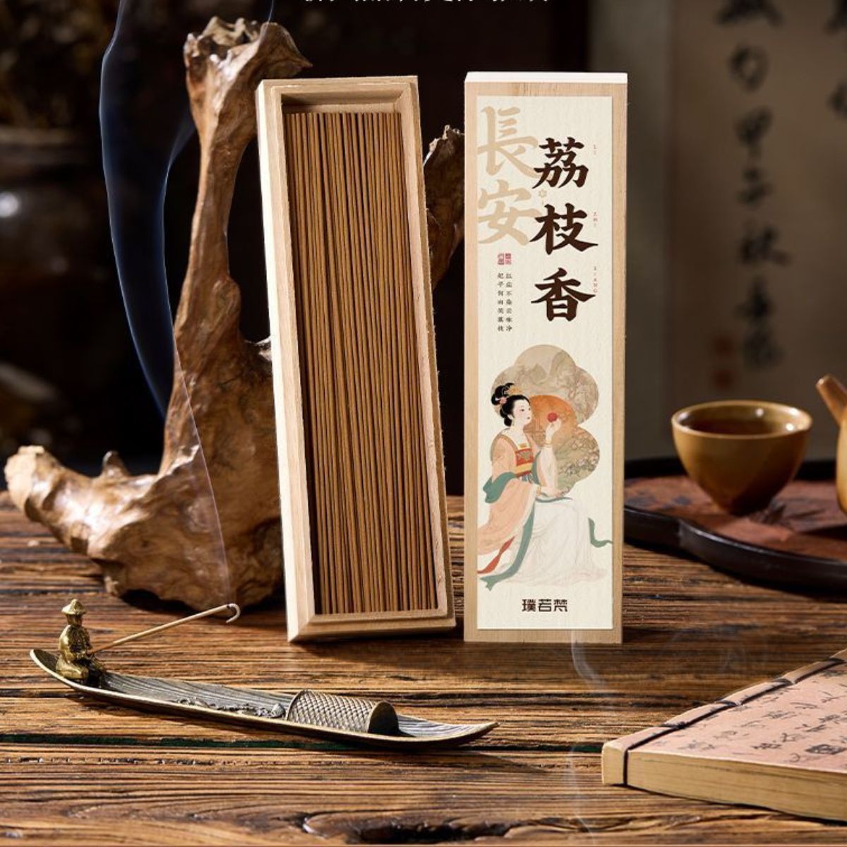 Chang'an Lychee | Natural Lychee & Agarwood Incense Sticks | Tang Dynasty Recipe | 40g + Free Incense Holder