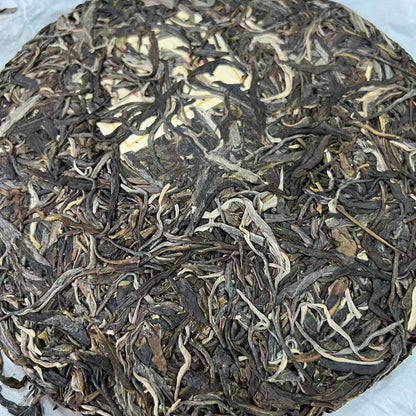 2021 Bulang Ancient Tree Raw Pu-erh Cake 357g