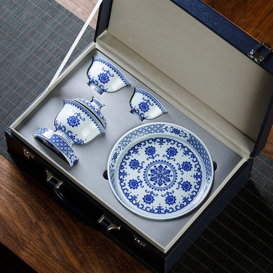 Jingdezhen Blue & White Porcelain Gaiwan Tea Set – Lotus Medallion Design (5-Piece Gift Box)