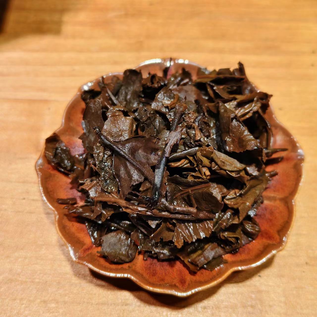 2000 Jiangcheng Hao Aged Raw Pu-erh Tea Cake 300g | Guangdong Warehouse Storage