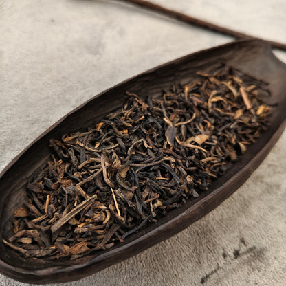 2008 Bulang Mountain Loose Raw Pu-erh Collector's Edition | Smoky & Floral | 250g / 500g