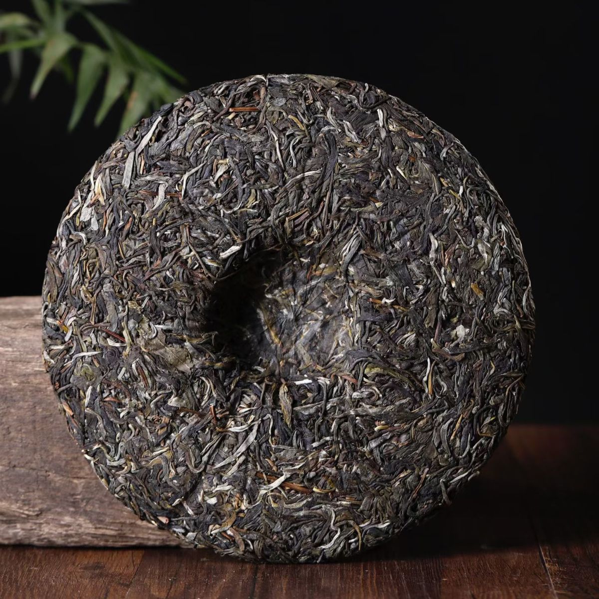 Ban Pen Ancient Tree Raw Pu-erh Tea Cake 2022 - 357g Menghai