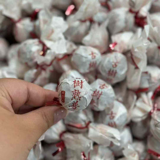 Ancient Tree Shou Puerh Dragon Pearl 2009 - 8g per Pearl