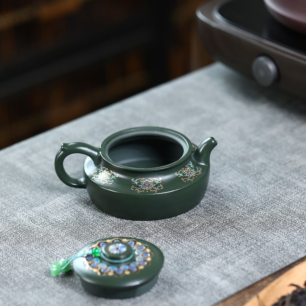 Falangcai Huating Yixing Teapot | Original-Ore Green Clay | 200ml Handcrafted Zisha