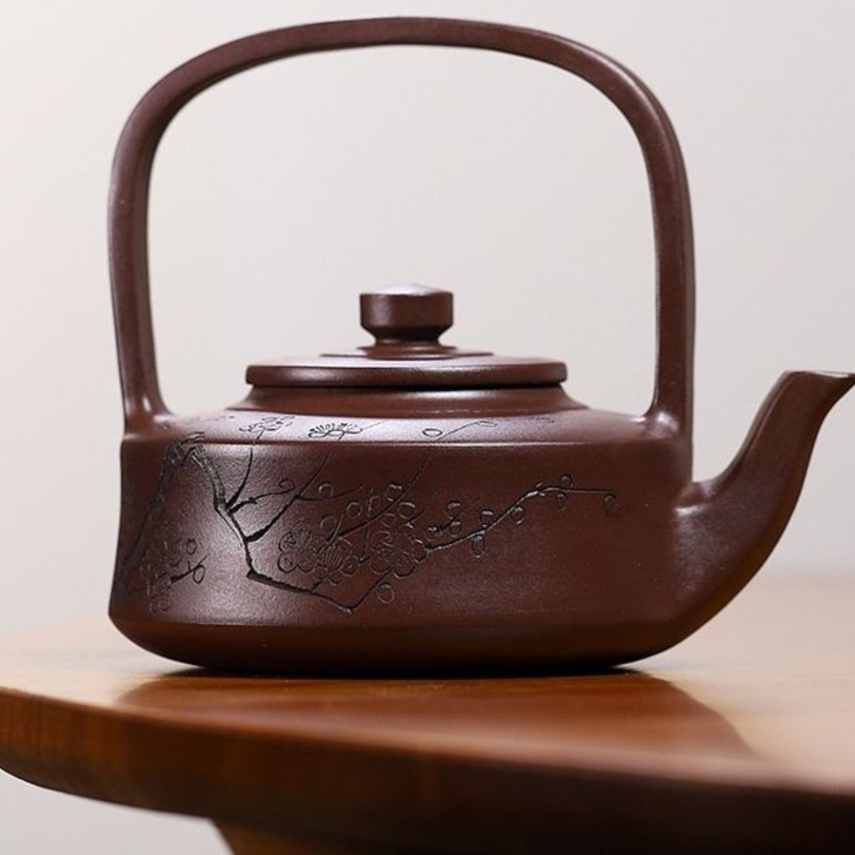 Raised Wall Handled Yixing Teapot by Liu Ruming - 100-Mesh Purple Clay 370ml