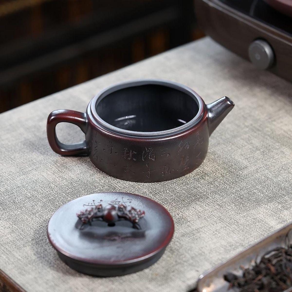 Chang Le Wei Yang Yixing Teapot | Raw Gu Wu Ni Ancient Dark Zisha Clay | Handcrafted 230ml
