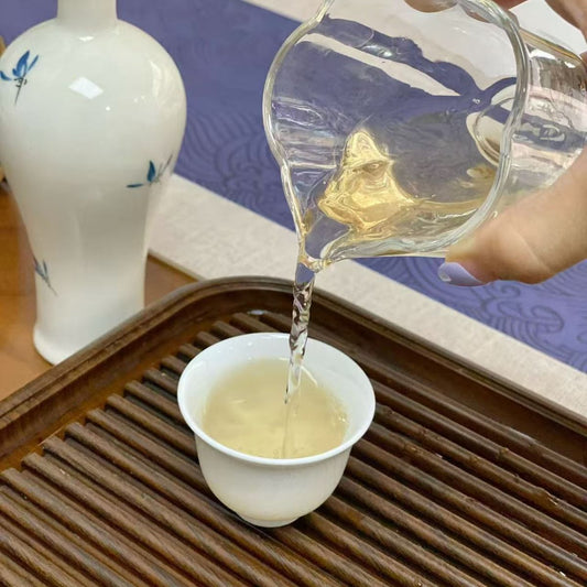 2024 First Grade Baihao Yinzhen (White Hair Silver Needle)