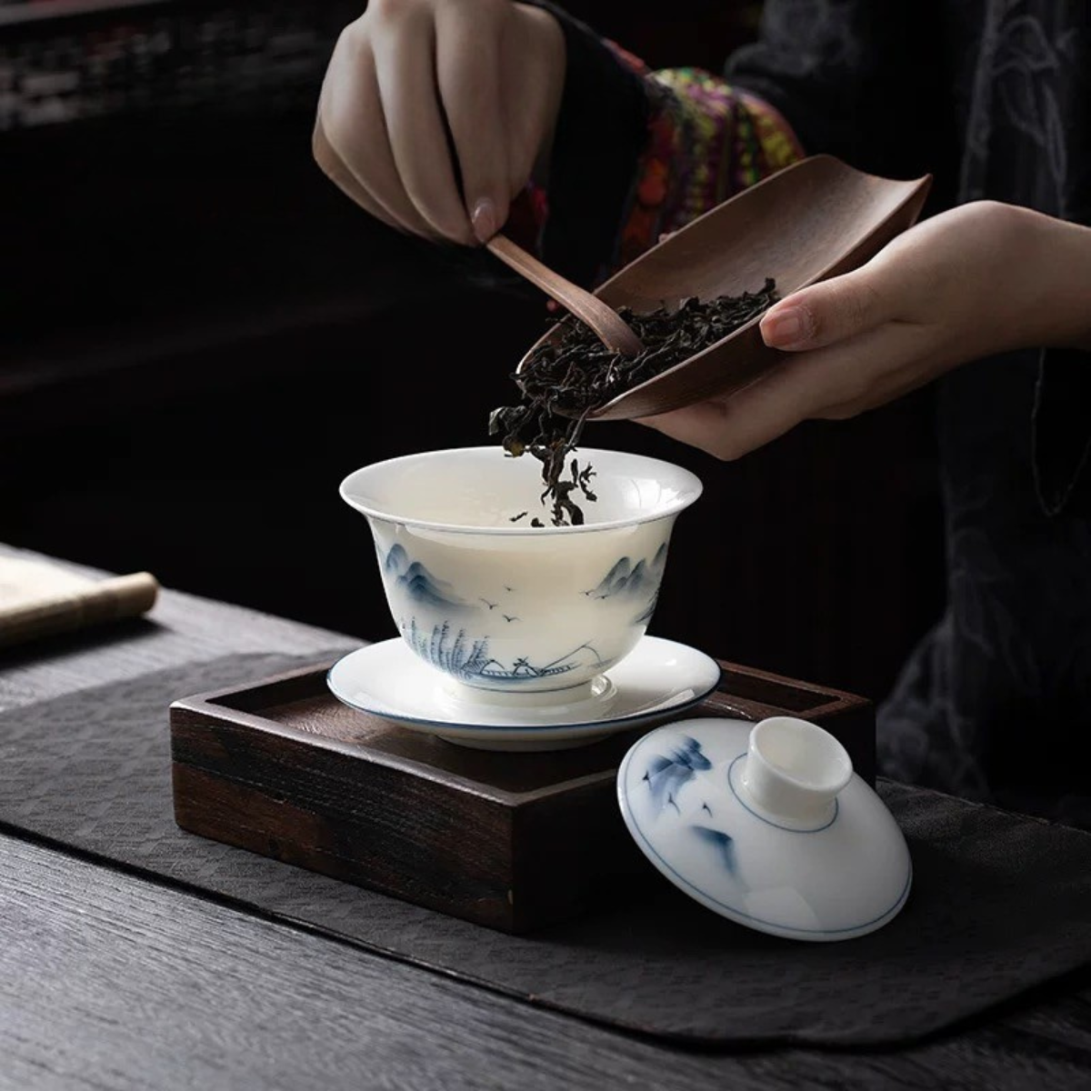 Jingdezhen Landscape Painting Gaiwan Tea Set