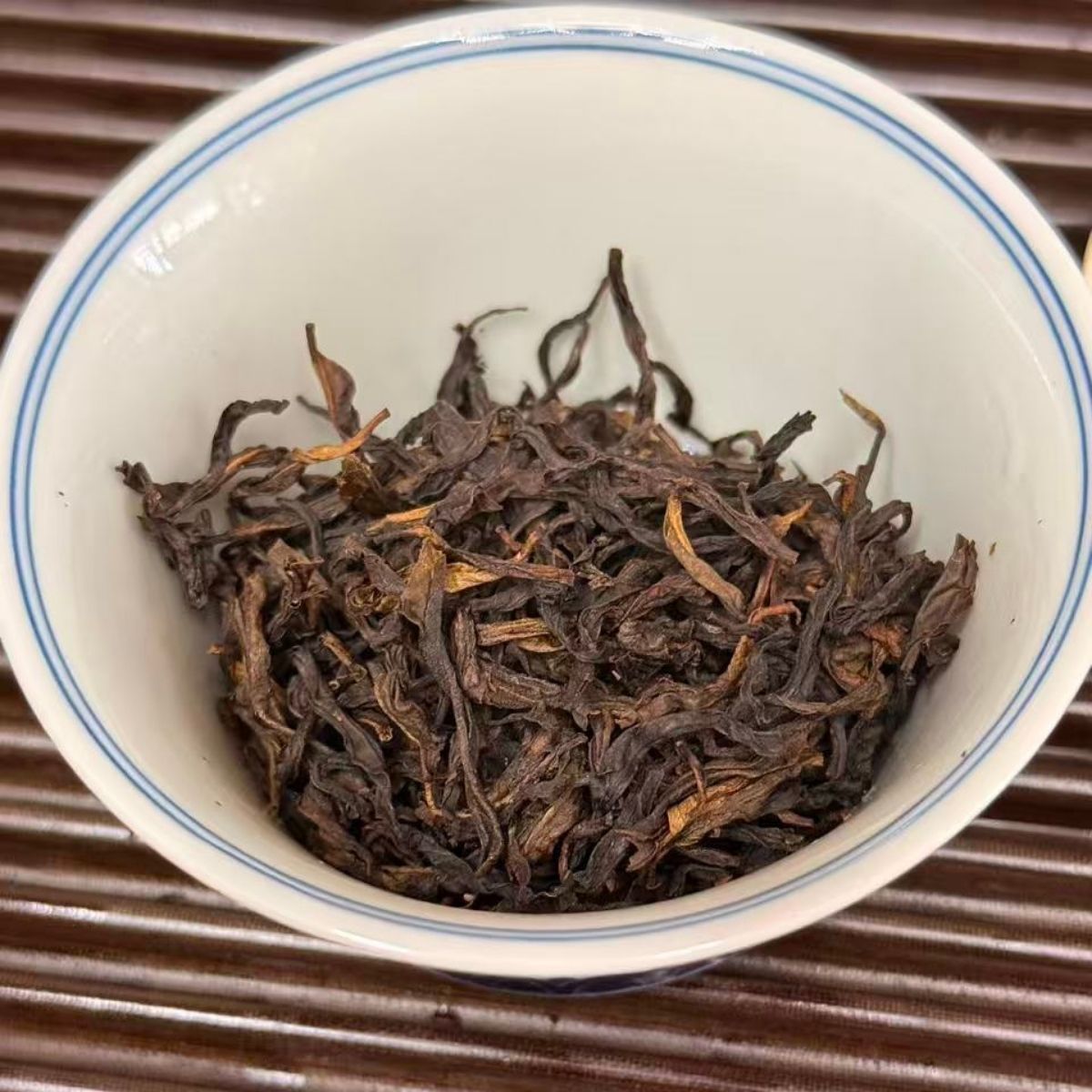 Song Zhong Dan Cong Oolong Tea – Portable Gift Box (8.5g × 6 Sachets)