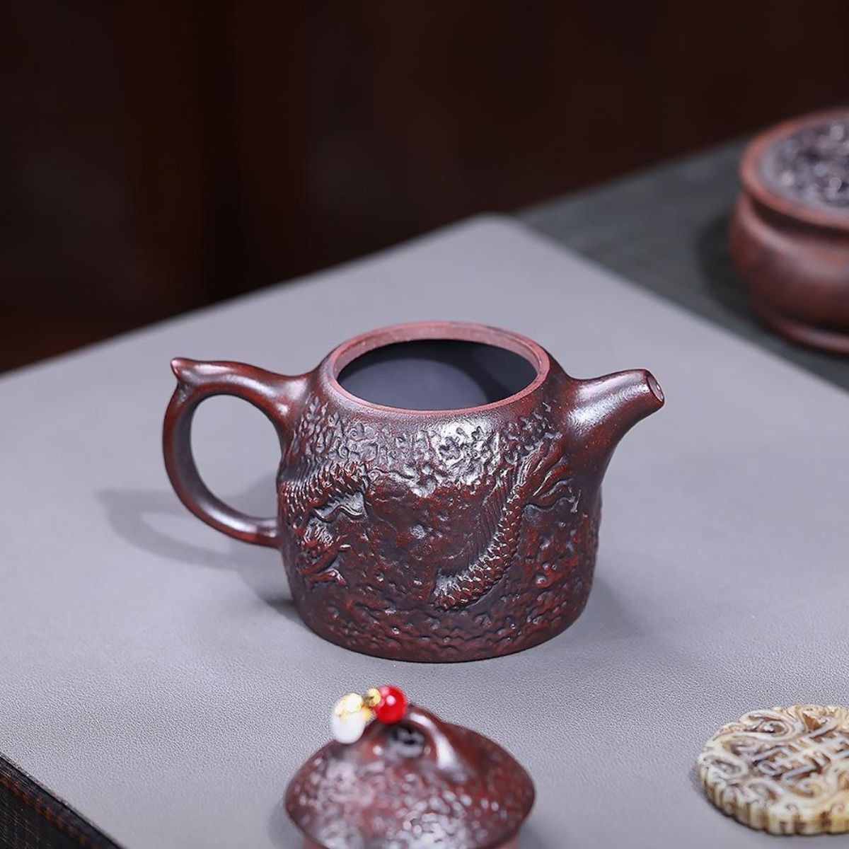 Yin Long Qin Quan Yixing Teapot | Raw Tie Xue Hong Sha Iron-Red Clay | Handcrafted 260ml