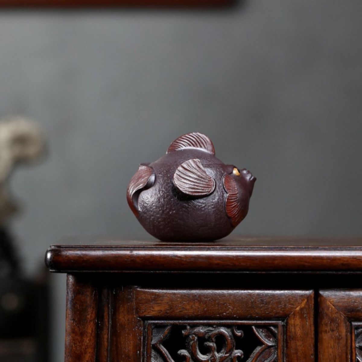 Yixing Purple Clay Teapot "Pouting Fish" 160ml - Handmade Zisha Side Handle