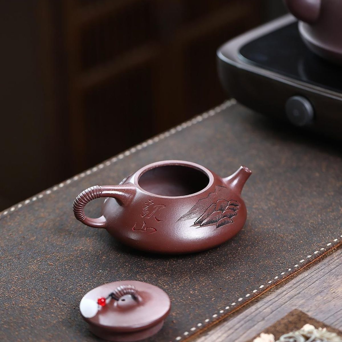 Semi‑Handmade Yixing Purple Clay "Mountain View" Teapot 240ml